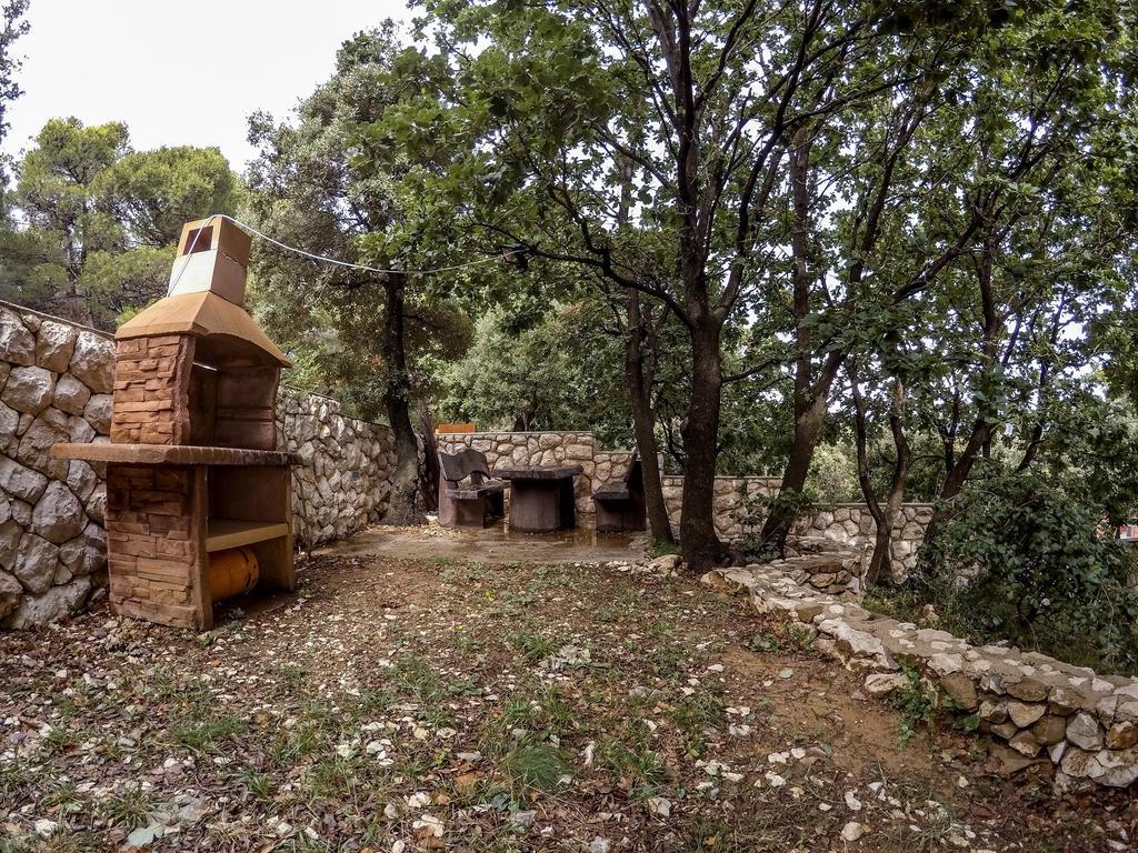 Apartments Car Kampor Δωμάτιο φωτογραφία